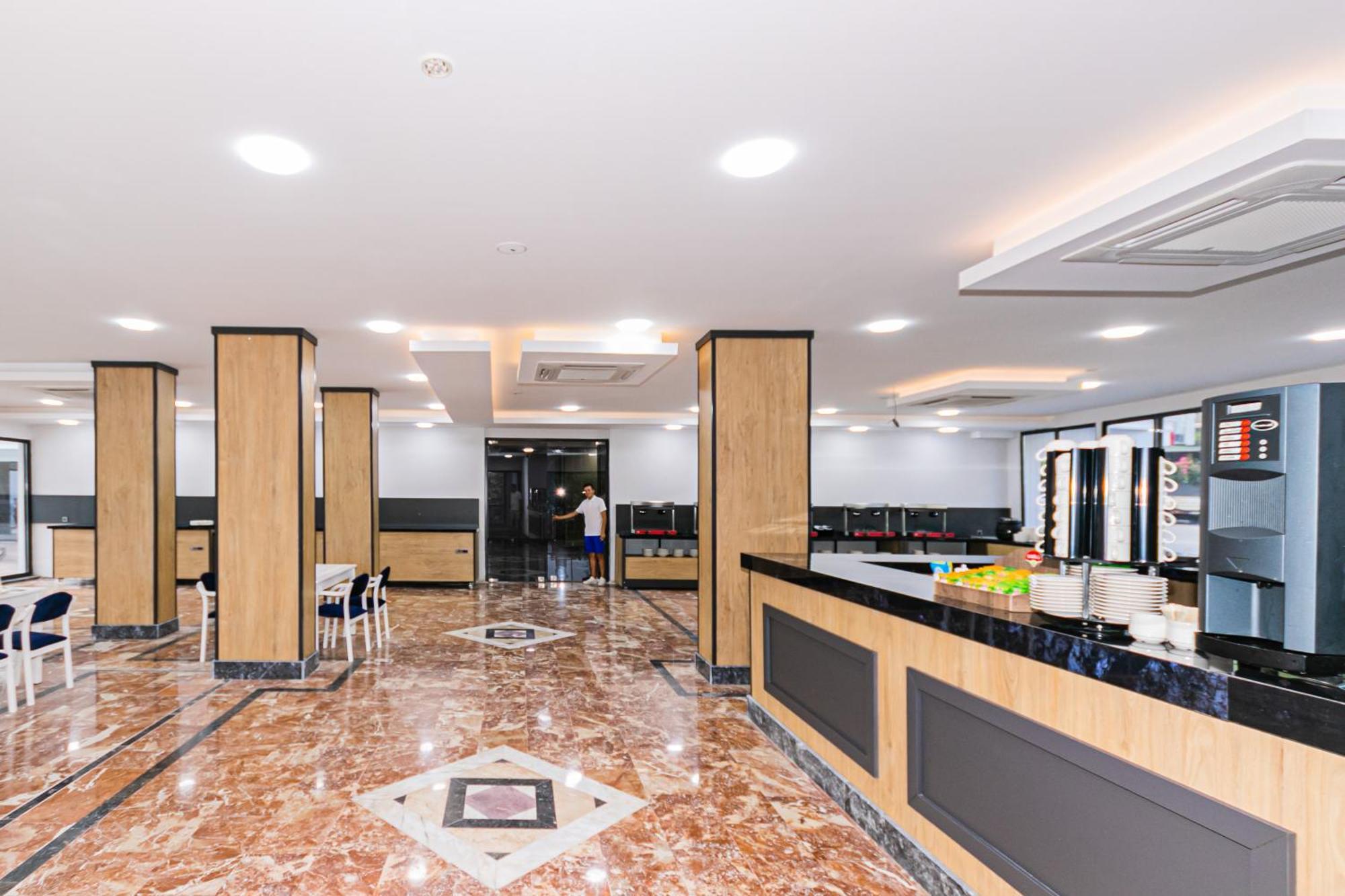 Lara World Hotel Antalya Exteriör bild